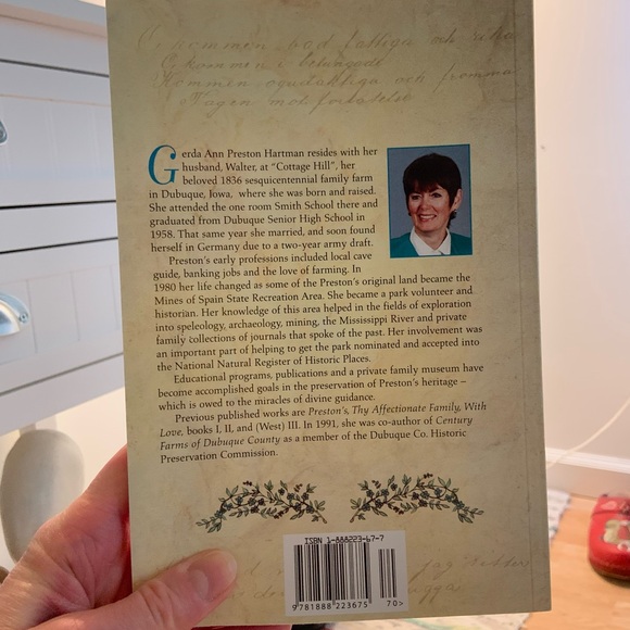 Paperback Book Swedish Annie. - Picture 2 of 16